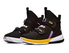 LeBron Soldier XIII SFG "Pull For Lockdown"