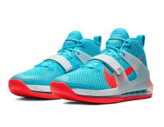 Nike Air Force Max II "Blue Fury"