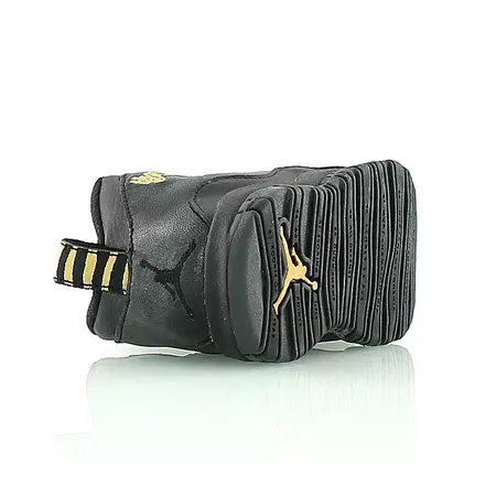 Jordan 10 Retro "NYC" (Sizes 17 - 27/black/gold)