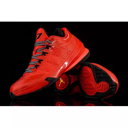 Jordan CP3.VIII "Red " (605/rojo/amarillo tour/negro)