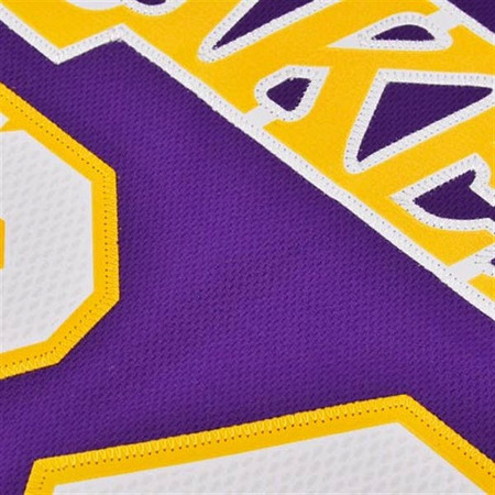 Los Angeles Lakers Swingman Kobe Bryant Jersey (purple)