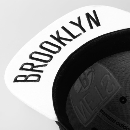 Adidas NBA Gorra Brooklyn Nets (negro/blanco)