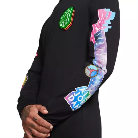 Jordan Photo Long-Sleeve Crew T-Shirt (010)