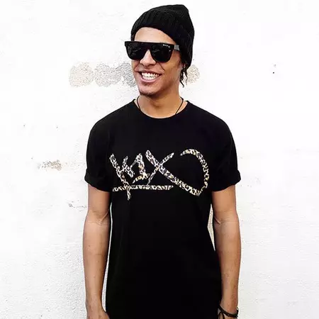 K1X Leo Tag Tee