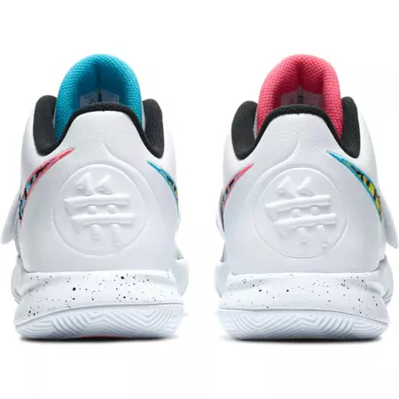 Kyrie Flytrap III "Smoothly"