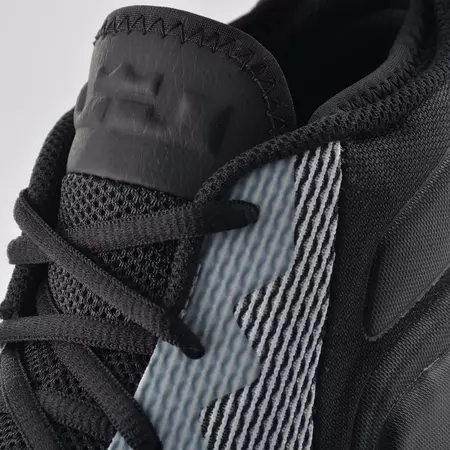 LeBron Witness II "Meraki" (011)