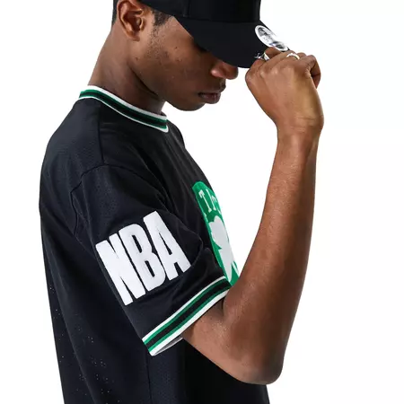 New Era NBA Boston Celtics Oversized Applique Tee