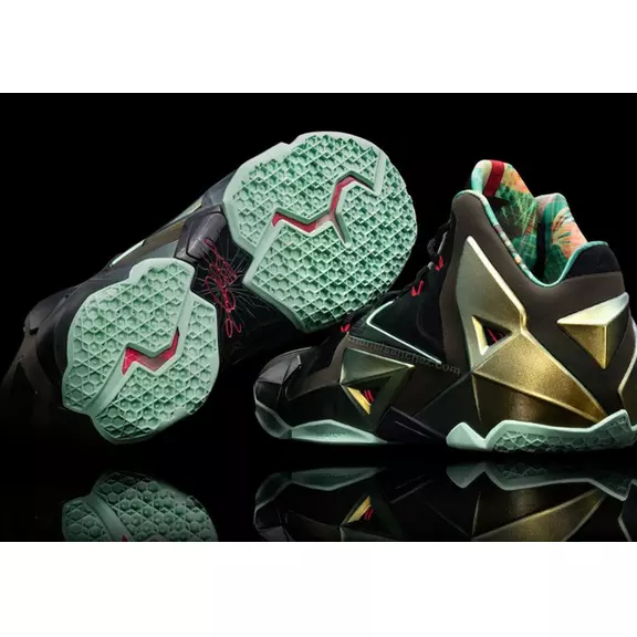Lebron XI "King Pride" (700/verde/oro/negro)