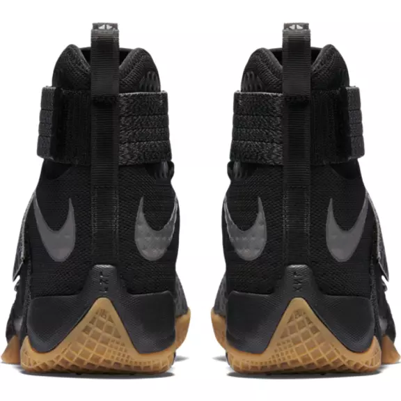 LeBron Soldier 10 SFG "Black Gum" (009/black/mtlc dark grey/gum yellow)