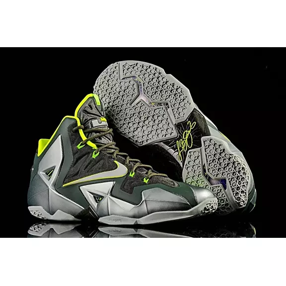 Lebron XI "Dukman" (300/verde/gris/lima)