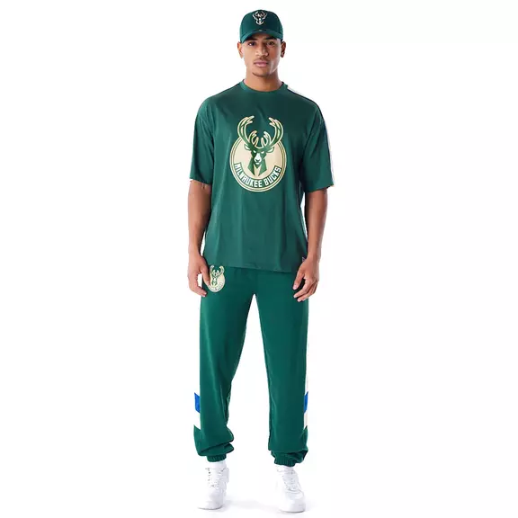 New Era NBA Milwaukee Bucks Panel Oversized T-Shirt