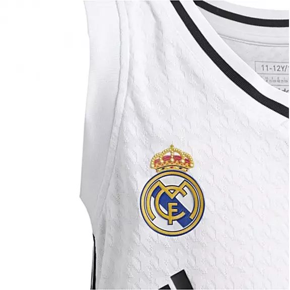 Real Madrid Camiseta Basket Menino/Menina 1ª Equip 24/25 # 7 CAMPAZZO #