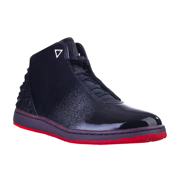 Jordan Instigator "Night" (002/negro/rojo)
