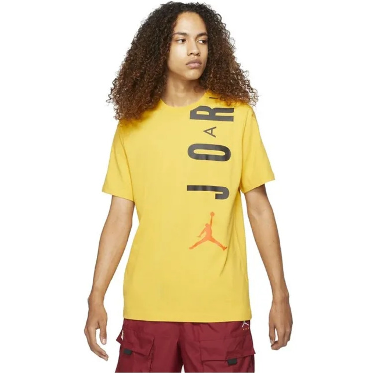Adicionar ao carrinho Camiseta Jordan Air Stretch SS Men's T-Shirt "yellow" Camiseta Jordan Air Stretch SS Men's T-Shirt "yellow"