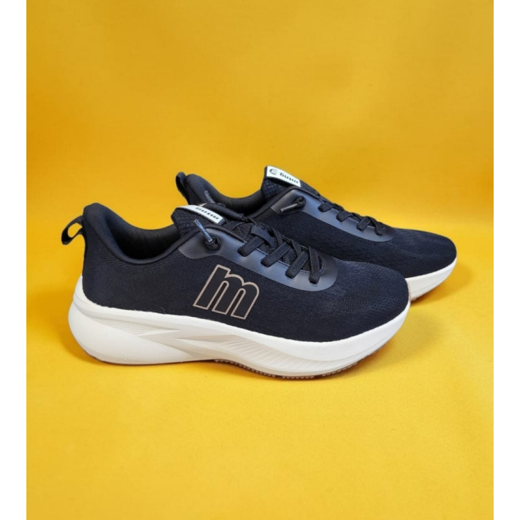 Mustang Sneakers Swam "Knitting Black"