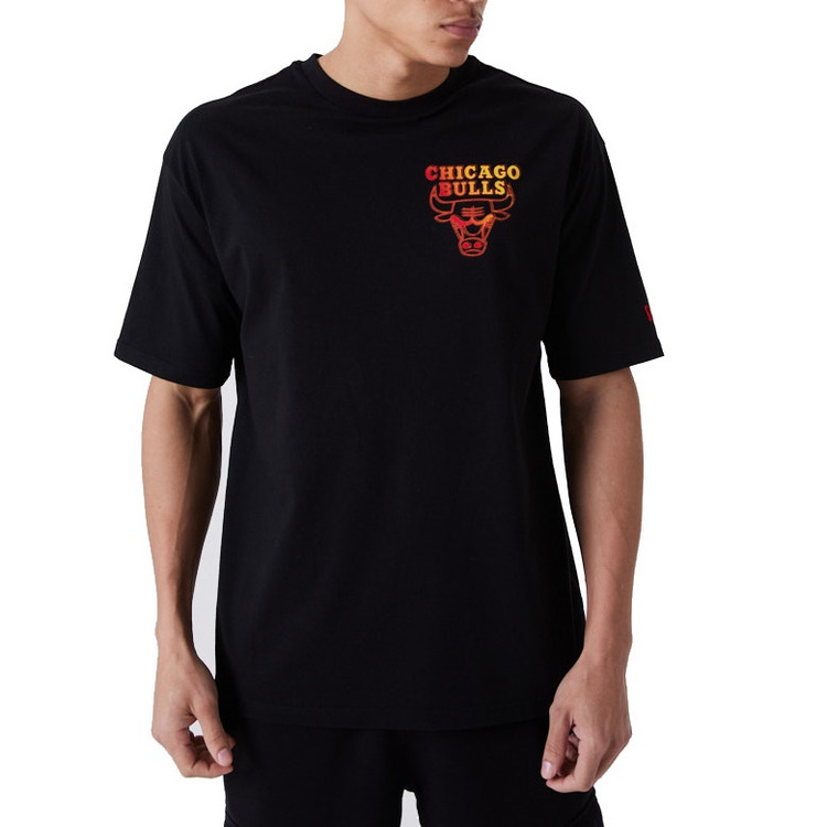 Adicionar ao carrinho New Era NBA Chicago Bulls Neon Fade Logo Tee New Era NBA Chicago Bulls Neon Fade Logo Tee