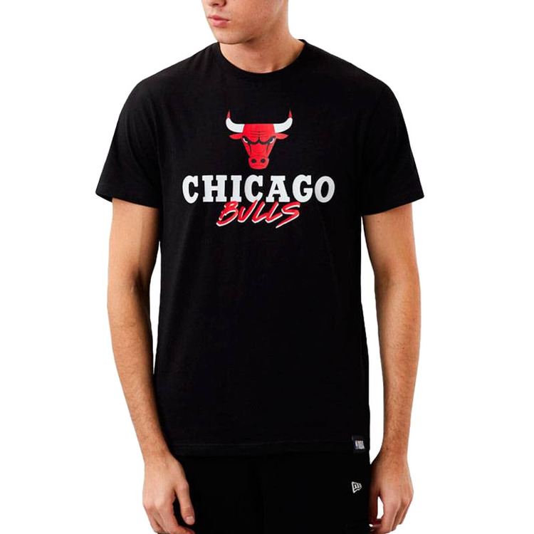 Adicionar ao carrinho New Era NBA Chicago Bulls Script Logo Tee "Black" New Era NBA Chicago Bulls Script Logo Tee "Black"