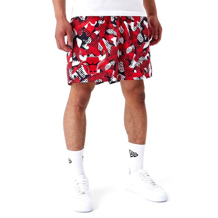 Adicionar ao carrinho New Era NBA Chicago Bulls Team All Over Print Shorts New Era NBA Chicago Bulls Team All Over Print Shorts
