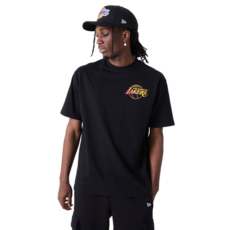 Adicionar ao carrinho New Era NBA L.A Lakers Neon Fade Logo Tee New Era NBA L.A Lakers Neon Fade Logo Tee