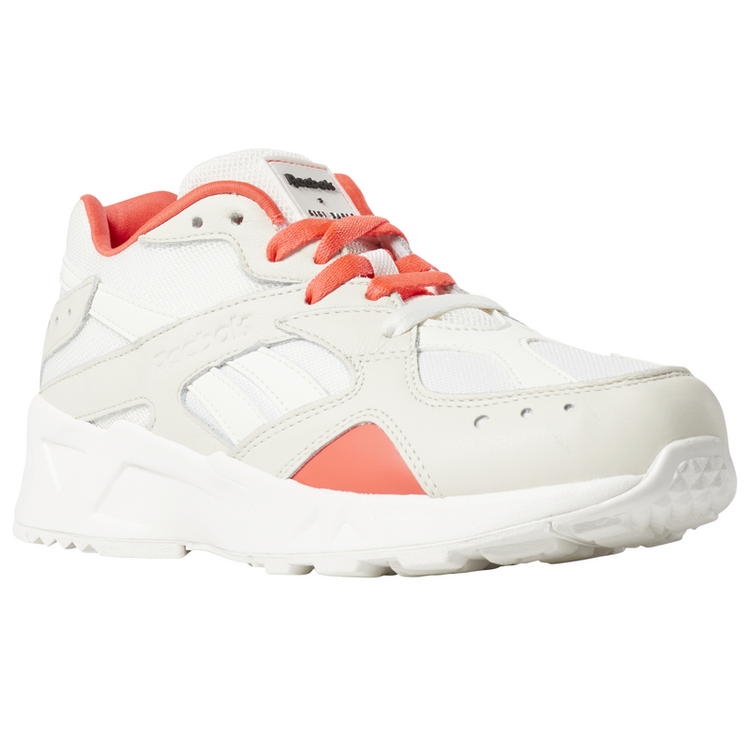 Adicionar ao carrinho Reebok Aztrek "Gigi Hadid" Reebok Aztrek "Gigi Hadid"