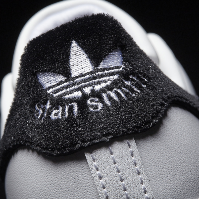 Stan smith velvet noir outlet