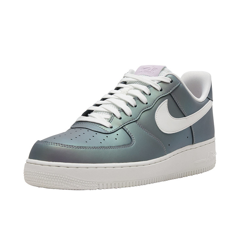 Air Force 1 07 LV8 Iced 500 iced lilac summit white black