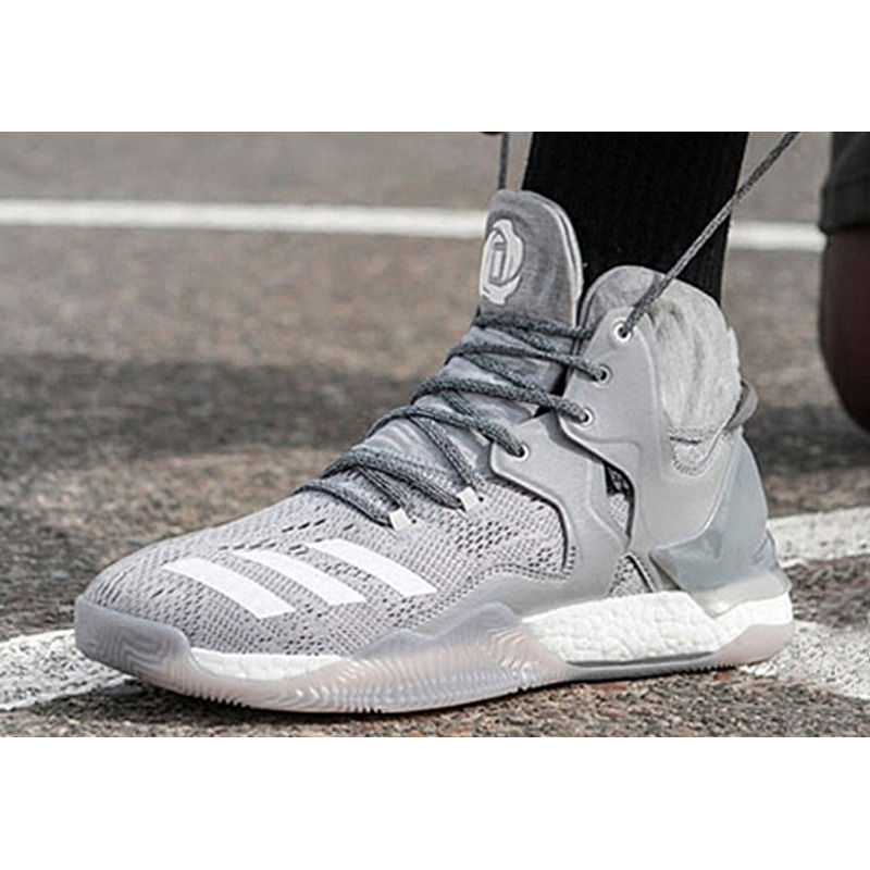 D rose deals 7 grey