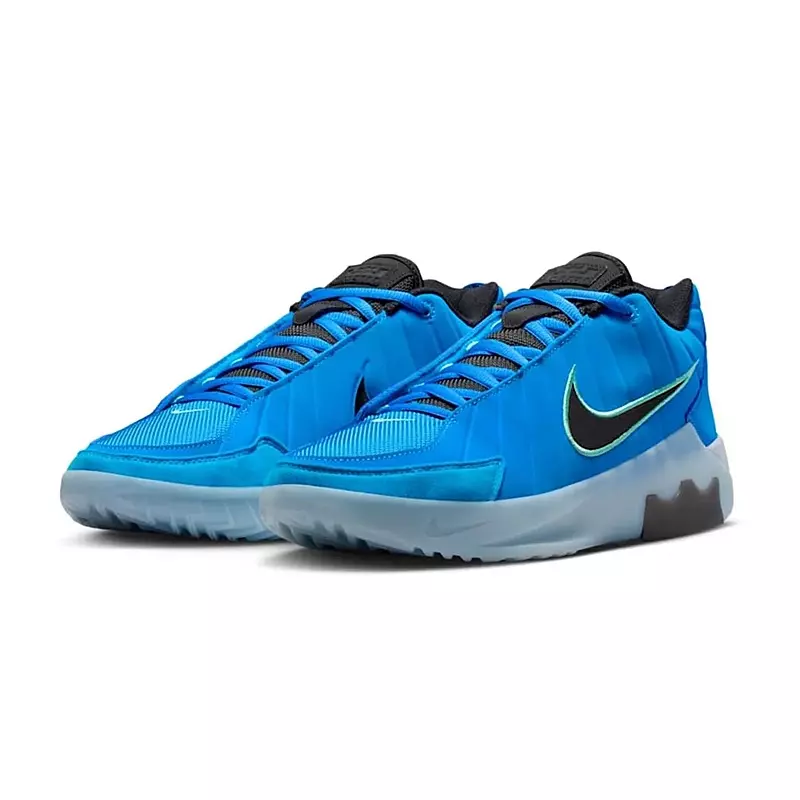LeBron Witness 9 "Royal Blue"