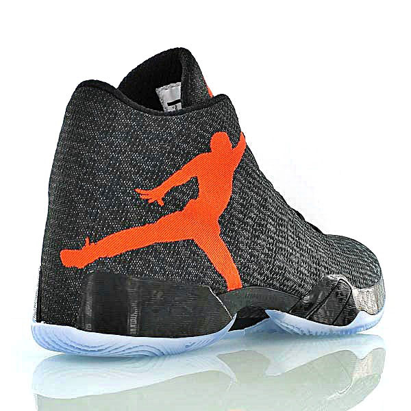 tenis jordan naranja con negro