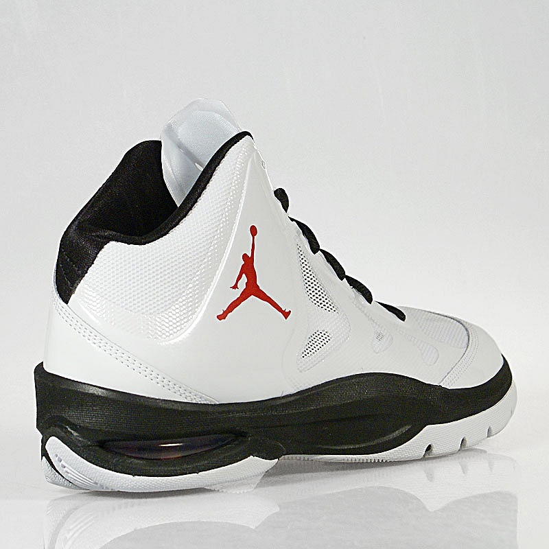 air jordan play in these 2