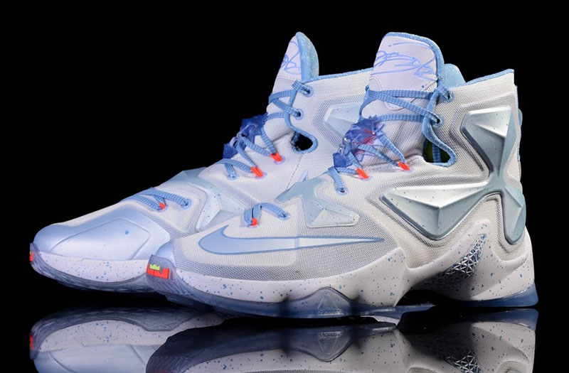 sandel nike