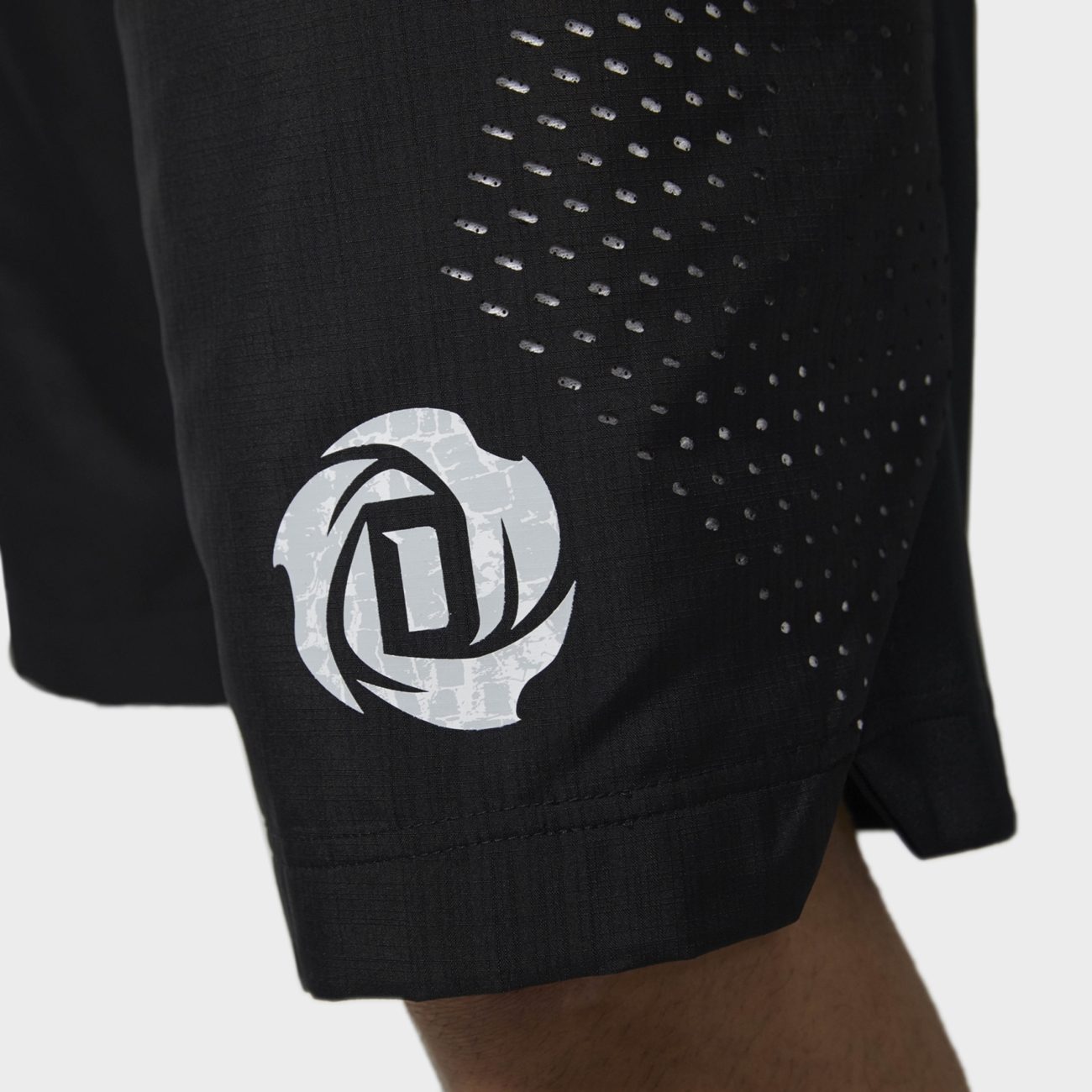 derrick rose shorts