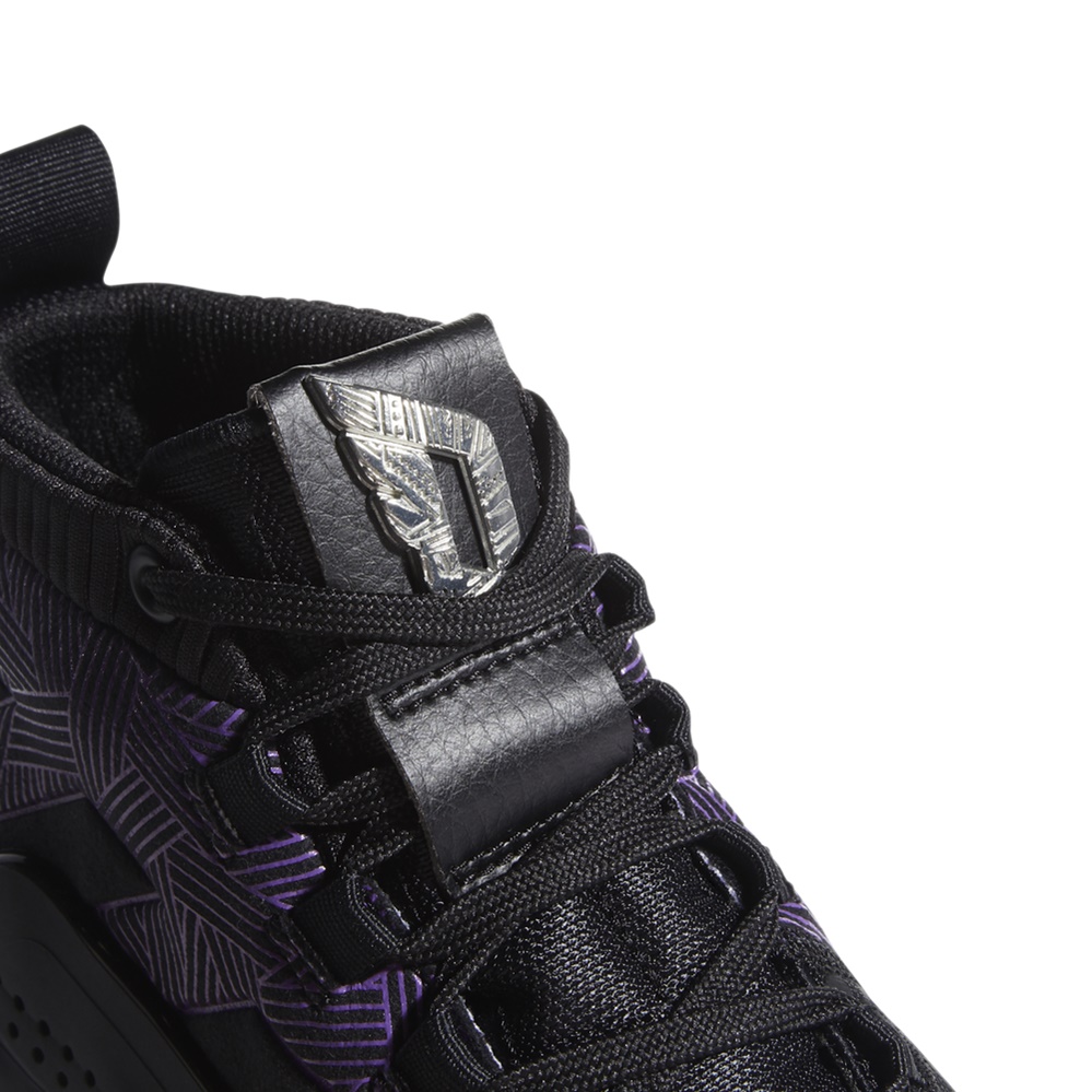 black panther dame 5