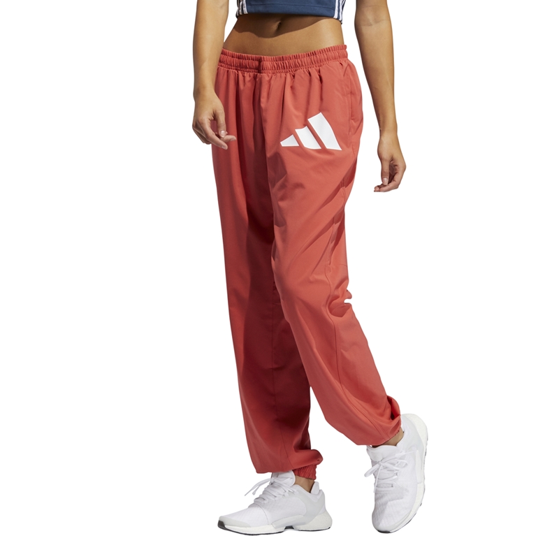 Adidas Woven Badge Of Sport Pant (crew red)