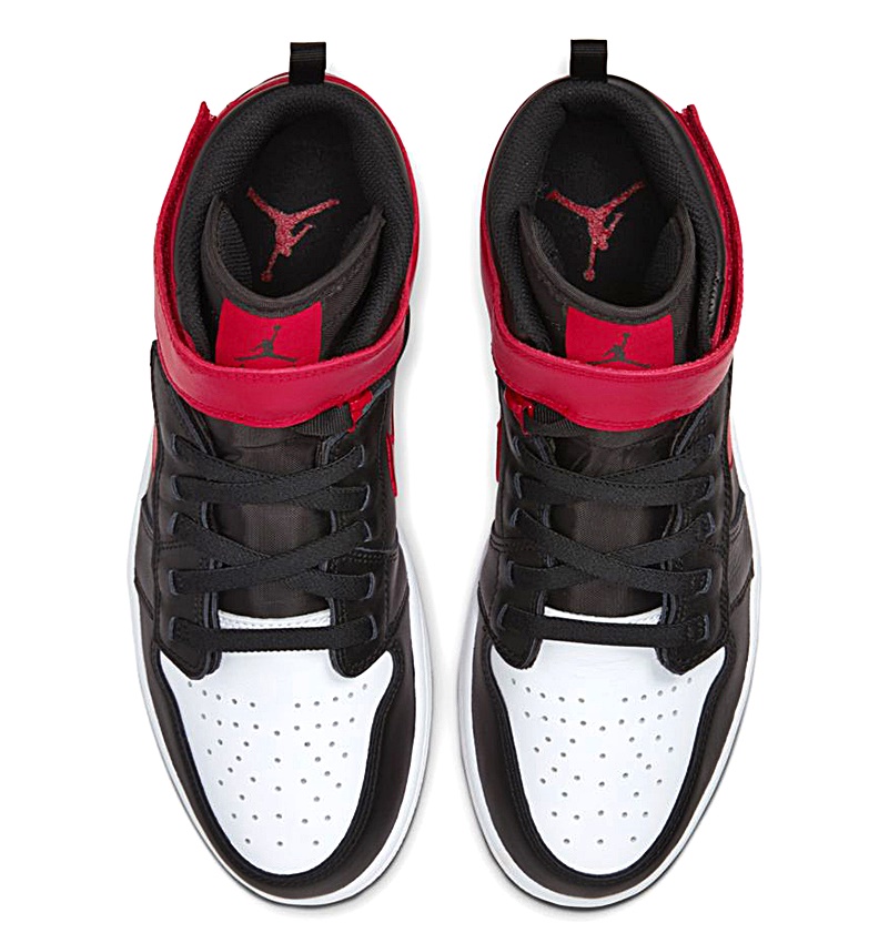 Air Jordan 1 Hi FlyEase 