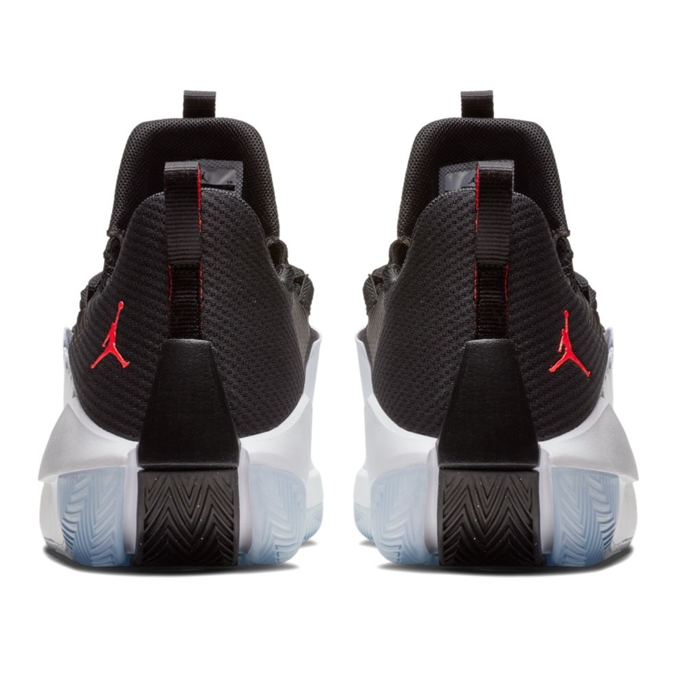 nike walking boots