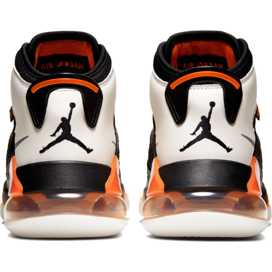 jordan mars 270 nike