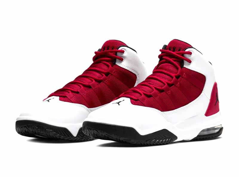 nike jordan max aura junior