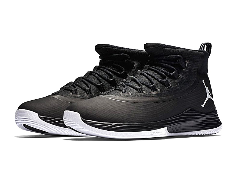jordan ultra fly 2 low black white