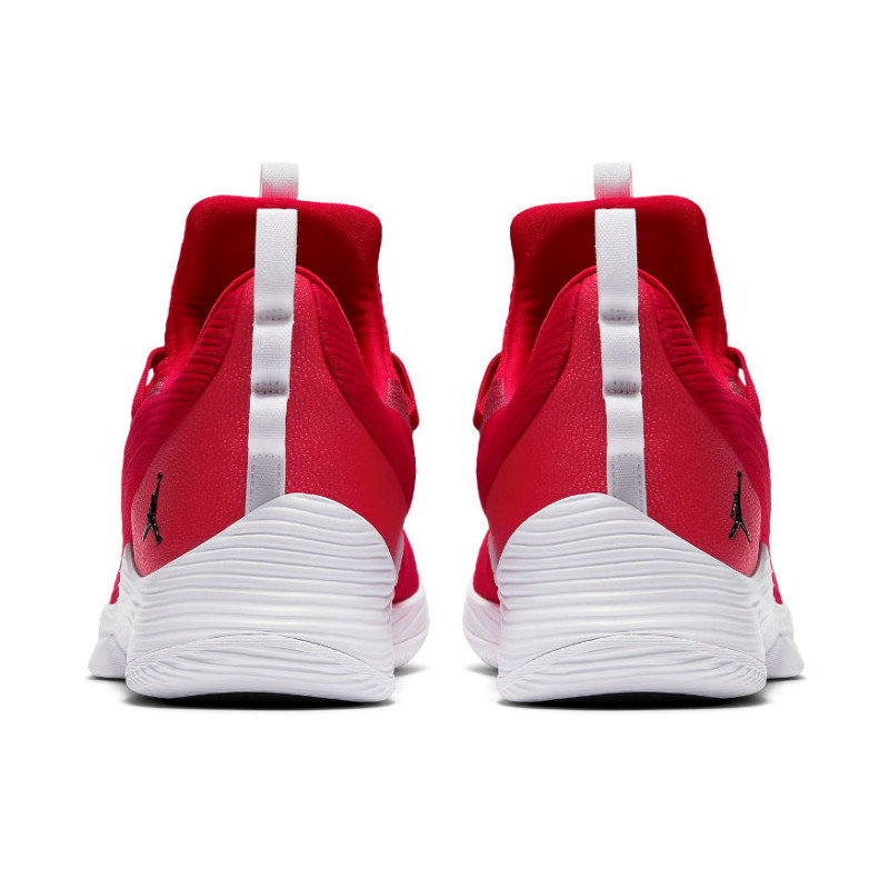 jordan ultra fly 2 low red