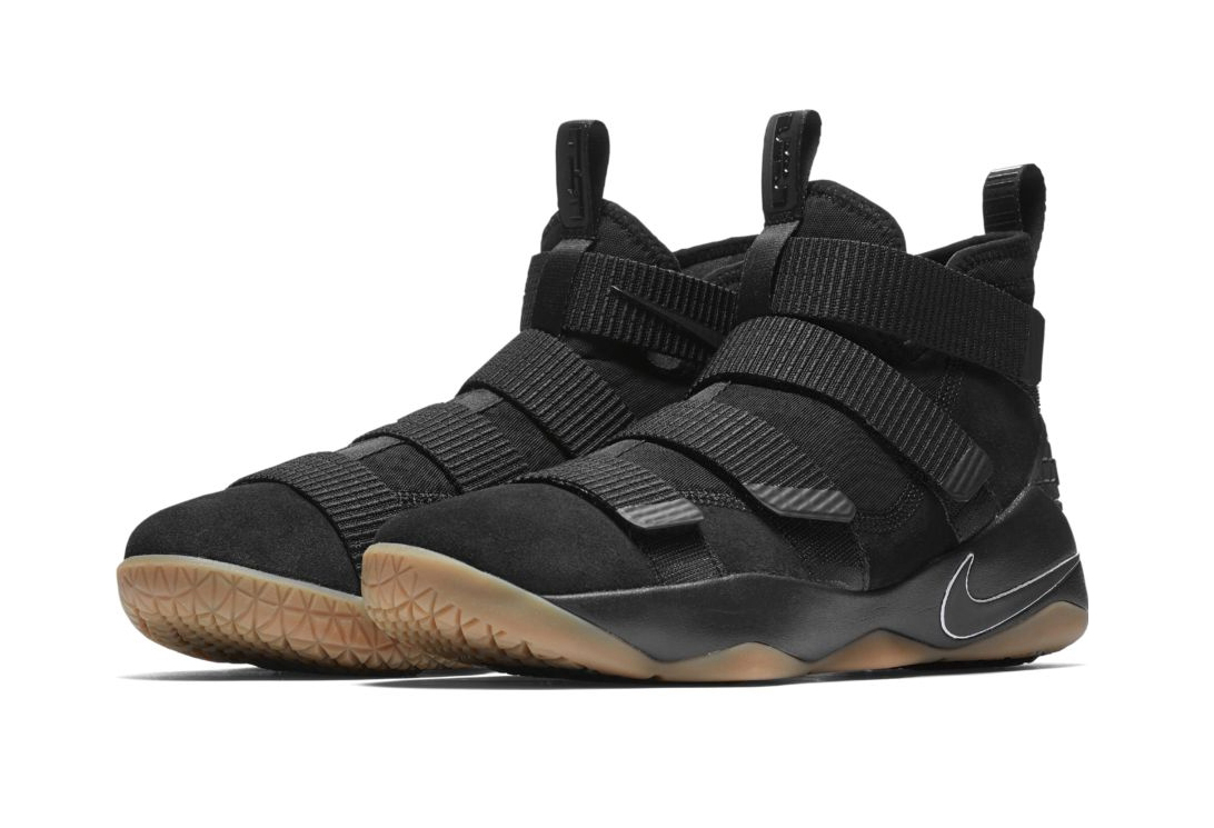 tenis nike lebron soldier xi