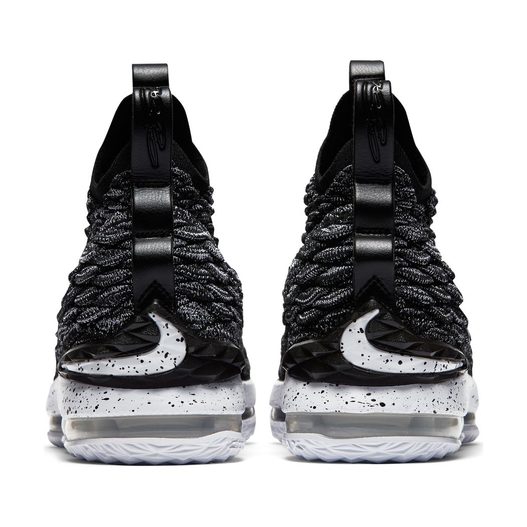 men's air zoom structure 22
