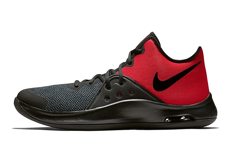 tenis nike air versitile iii