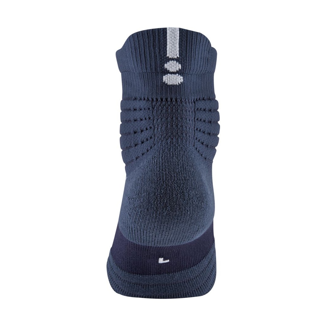 nike elite versatility mid