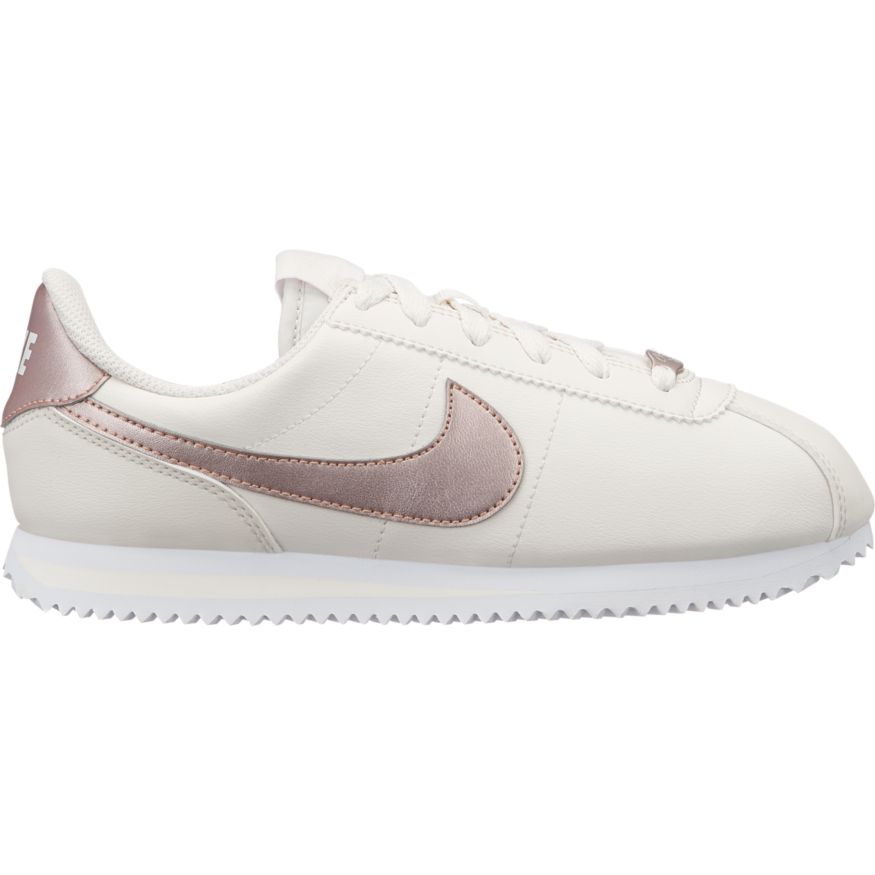 basic nike
