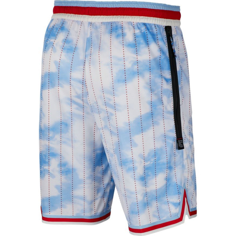 nike dna city exploration shorts