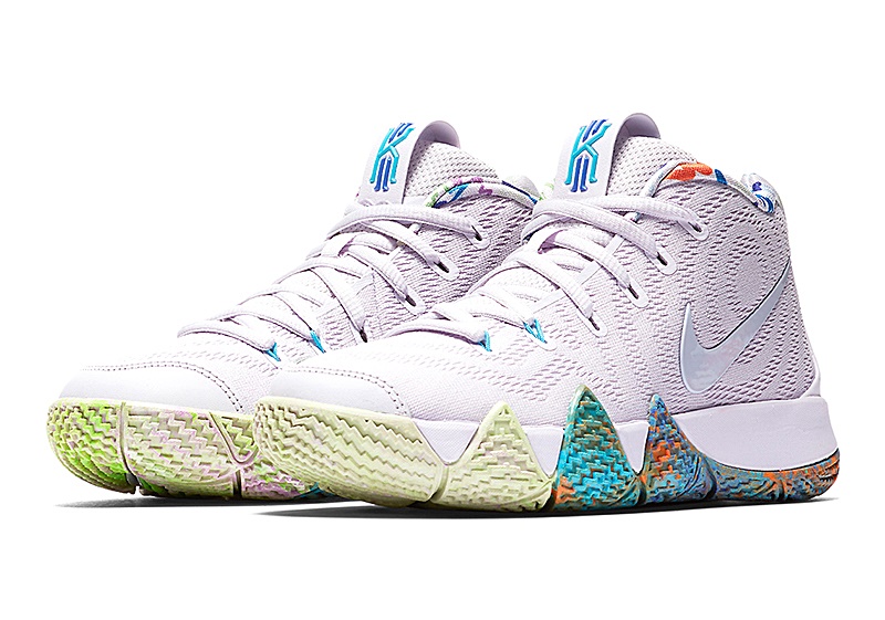 kyrie 4s 90s
