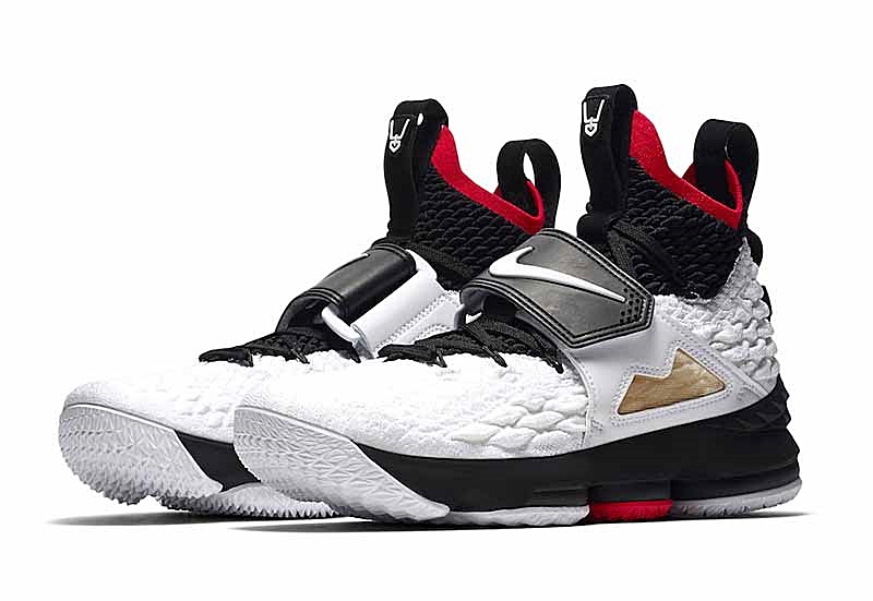 lebron james shoes xv