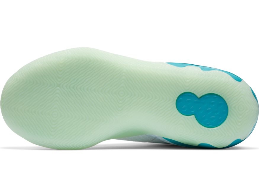 nike renew elevate snug