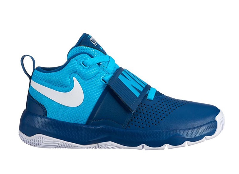 nike team hustle d8 blue